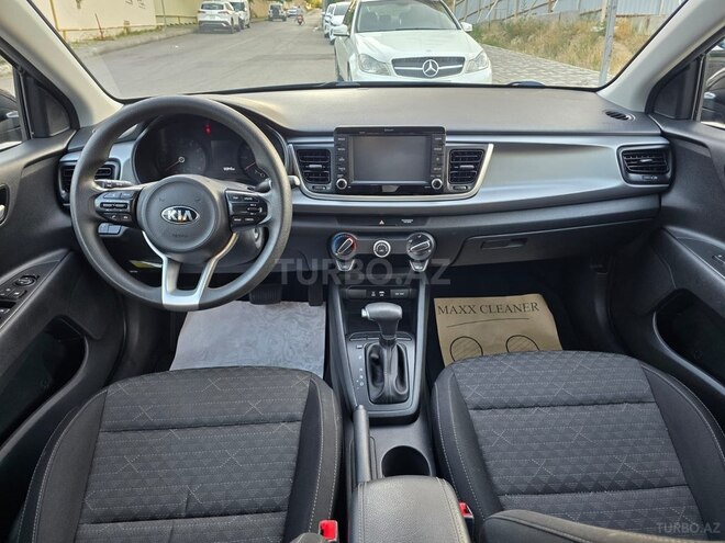 Kia Rio-14