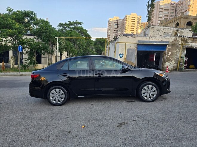Kia Rio-8