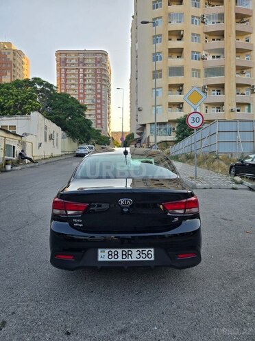 Kia Rio-10