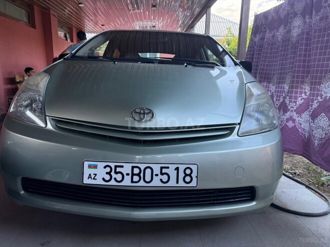 Toyota Prius-1