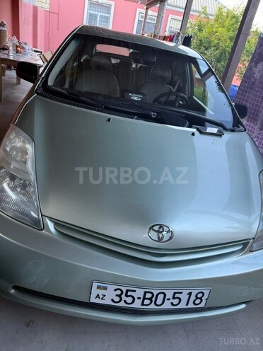 Toyota Prius-2