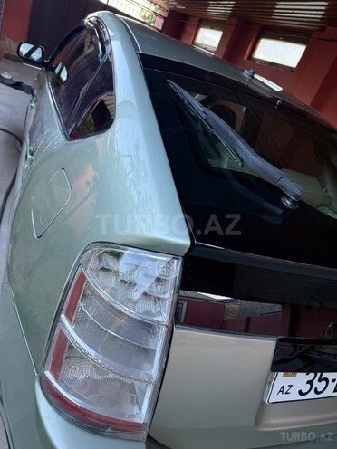 Toyota Prius-6