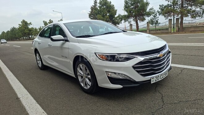 Chevrolet Malibu-8