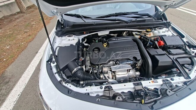Chevrolet Malibu-5