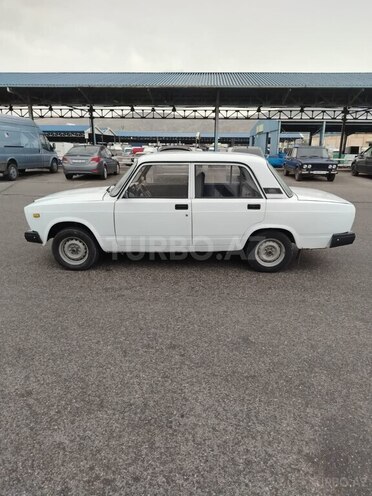 LADA (VAZ) 2107-5