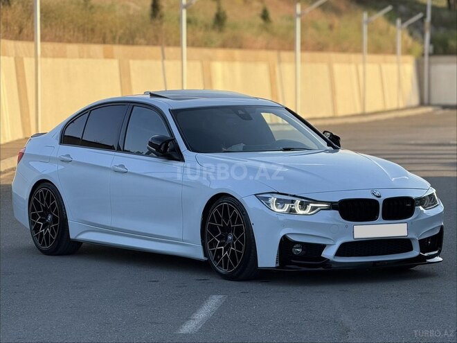 BMW 330-2