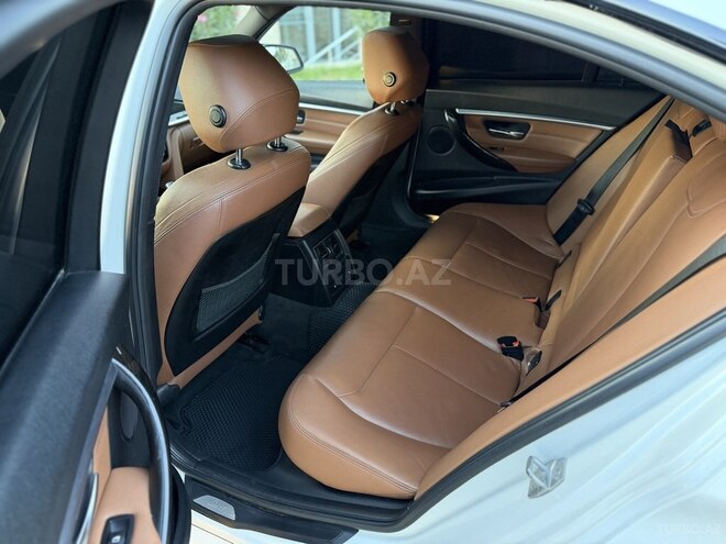 BMW 330-17