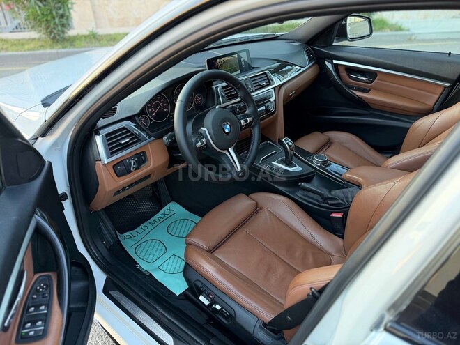 BMW 330-12