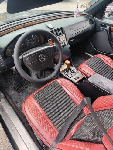 Mercedes C 180-2