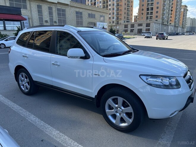 Hyundai Santa Fe-6