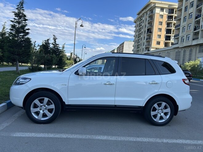 Hyundai Santa Fe-5