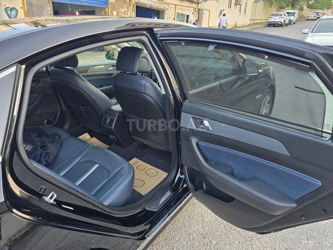 Hyundai Sonata-9