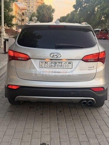 Hyundai Santa Fe-2