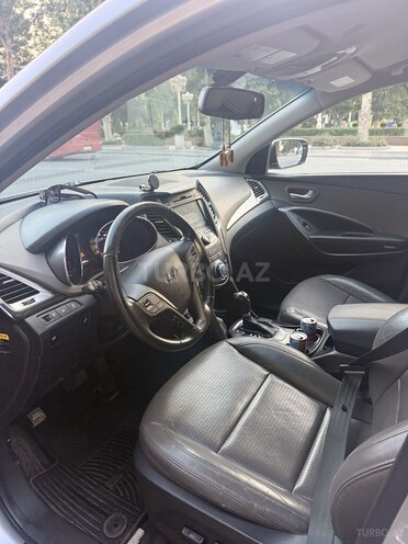 Hyundai Santa Fe-7