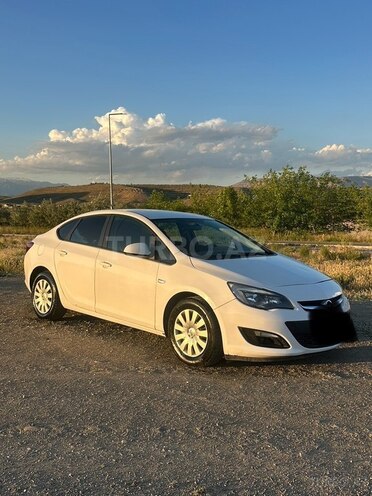 Opel Astra-4