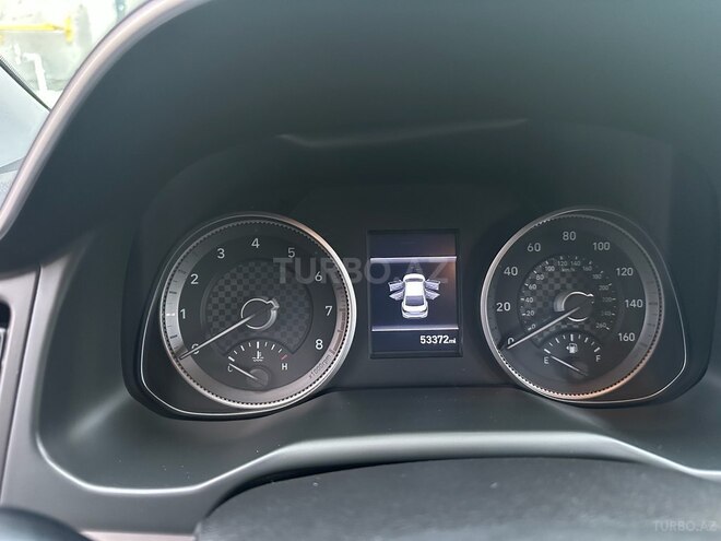 Hyundai Elantra-14