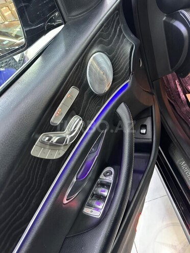 Mercedes E 300-15
