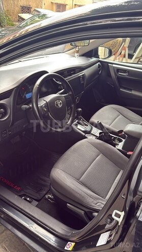 Toyota Corolla-2