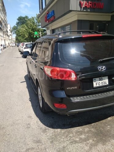 Hyundai Santa Fe-8