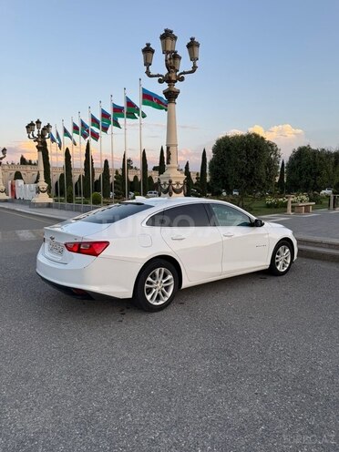 Chevrolet Malibu-9