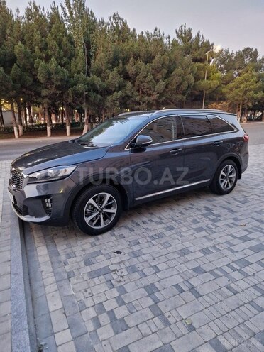 Kia Sorento-2