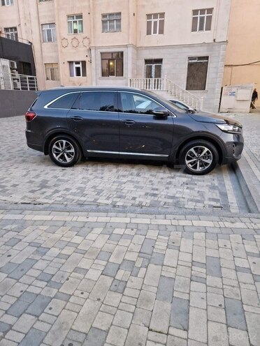 Kia Sorento-4