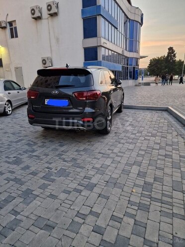 Kia Sorento-5
