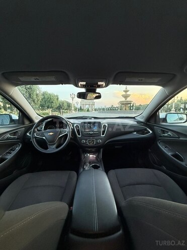 Chevrolet Malibu-12