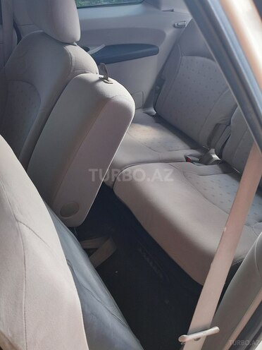 Mitsubishi Grandis-6