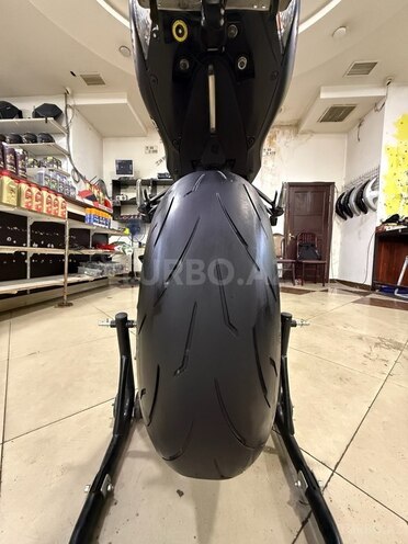 Suzuki GSX-R 1000-8