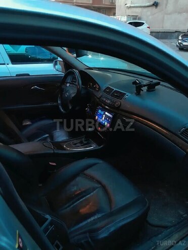 Mercedes E 220-7