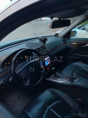 Mercedes E 220-8