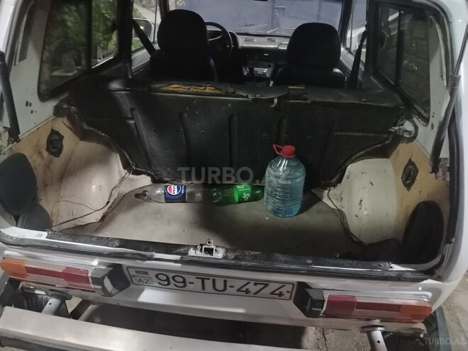 LADA (VAZ) Niva-20