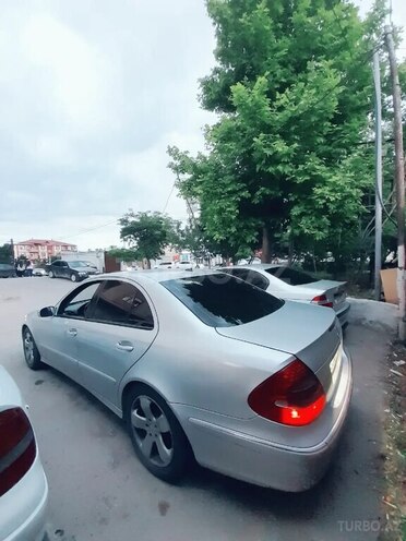 Mercedes E 220-5