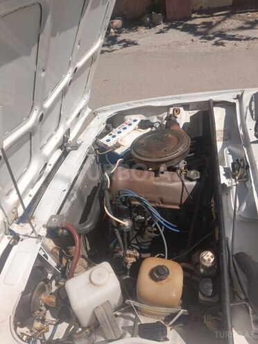 LADA (VAZ) 2107-10