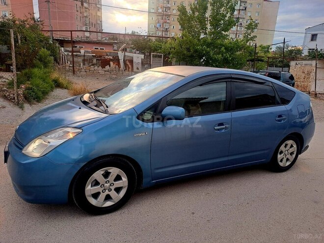 Toyota Prius-2