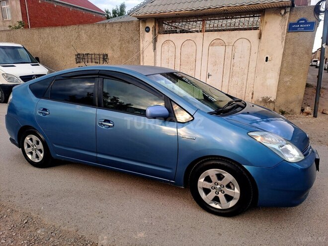 Toyota Prius-3