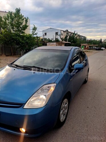Toyota Prius-5