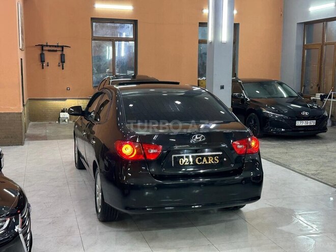 Hyundai Elantra-6