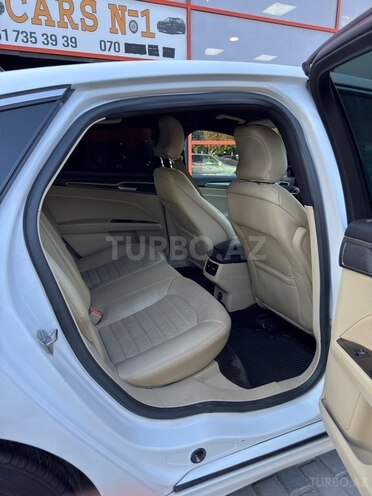 Ford Fusion (North America)-15