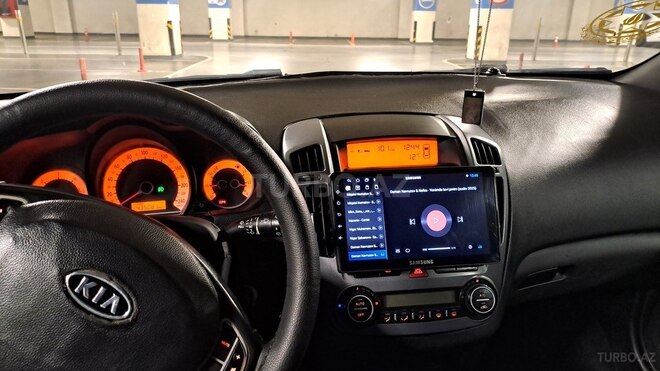 Kia Ceed SW-8