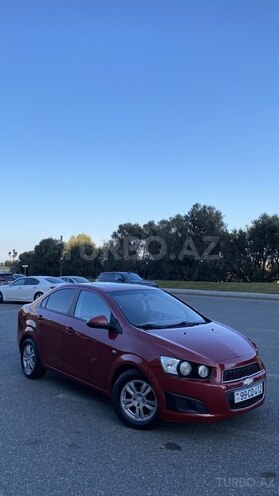 Chevrolet Aveo-3