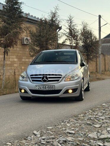 Mercedes B 170-3