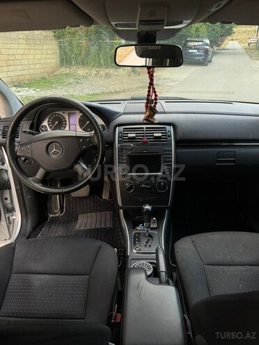 Mercedes B 170-13