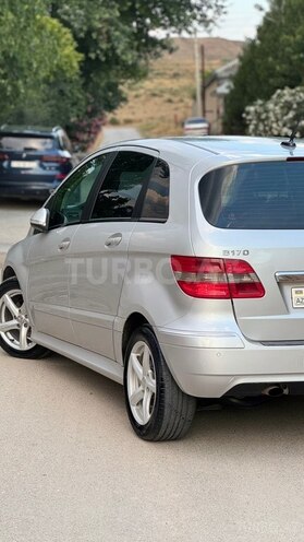 Mercedes B 170-10