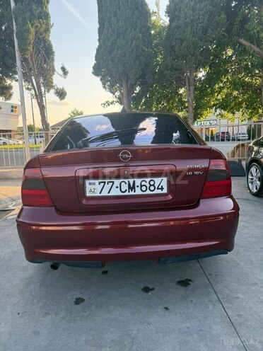 Opel Vectra-7