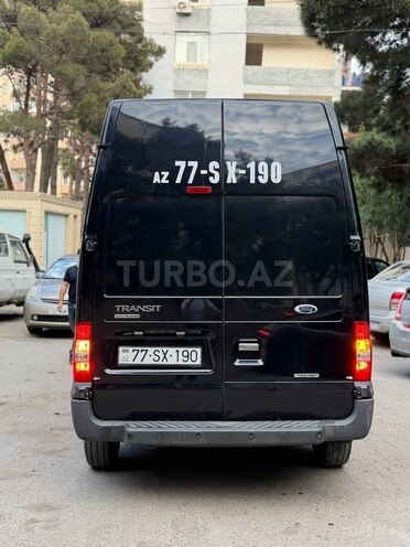 Ford Transit-2
