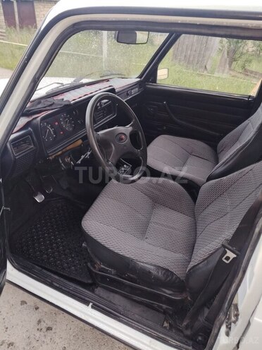 LADA (VAZ) 2107-6