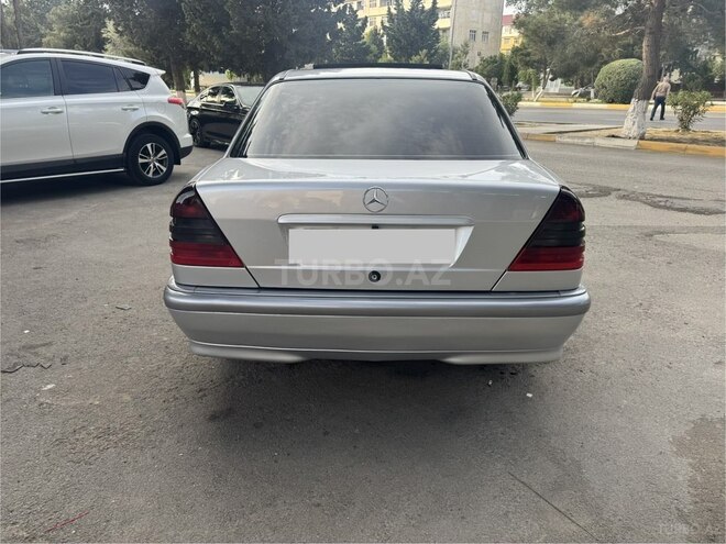 Mercedes C 200-6