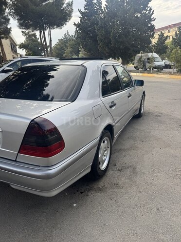 Mercedes C 200-3